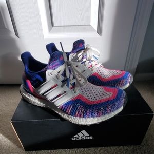 Adidas Ultraboost: Blue and Pink Colorway